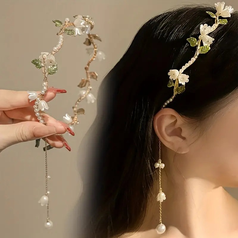 Women Fashion Photoshoot - Lily of the Valley Pearl Hoofdband