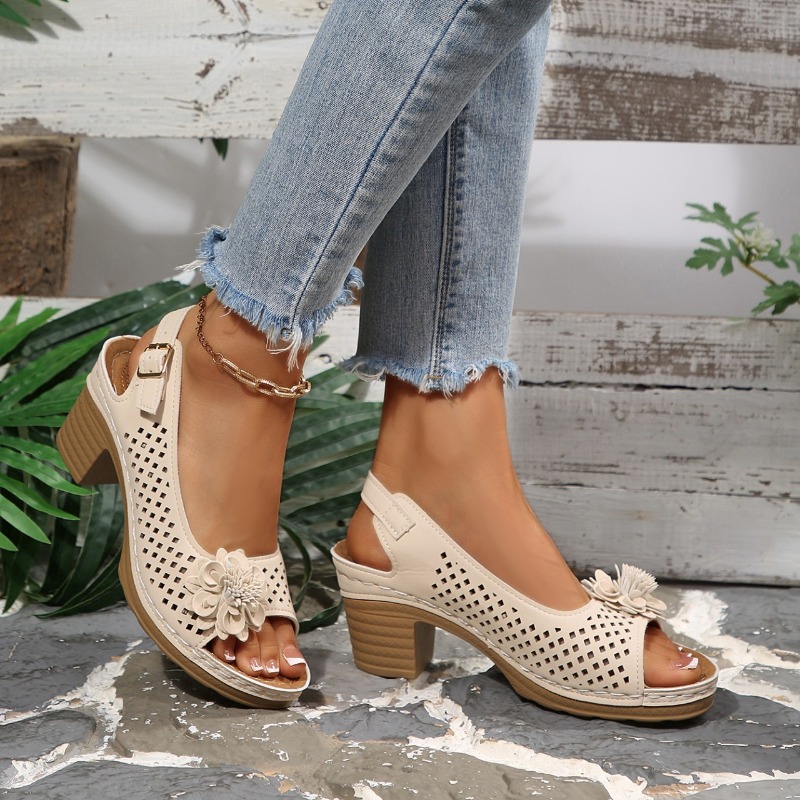 Dames sandalen met chunky hak  - Women Fashion Trend 2026 recensie en prijs