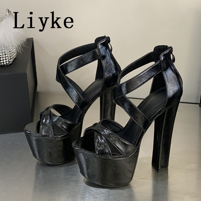 Liyke Model Show Super Hoge Ha - Women Fashion Show recensie en prijs