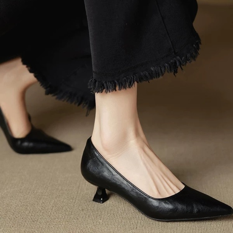 Eenvoudige stiletto enkele sch - Women Fashion Wear recensie en prijs