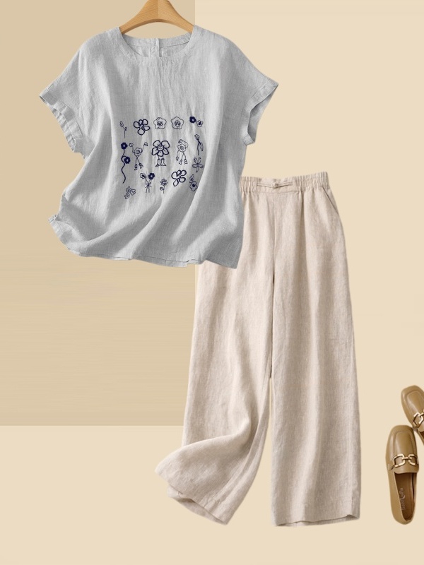 Zomeroutfitset kleine maat kat - Women Fashion Over 60 recensie en prijs